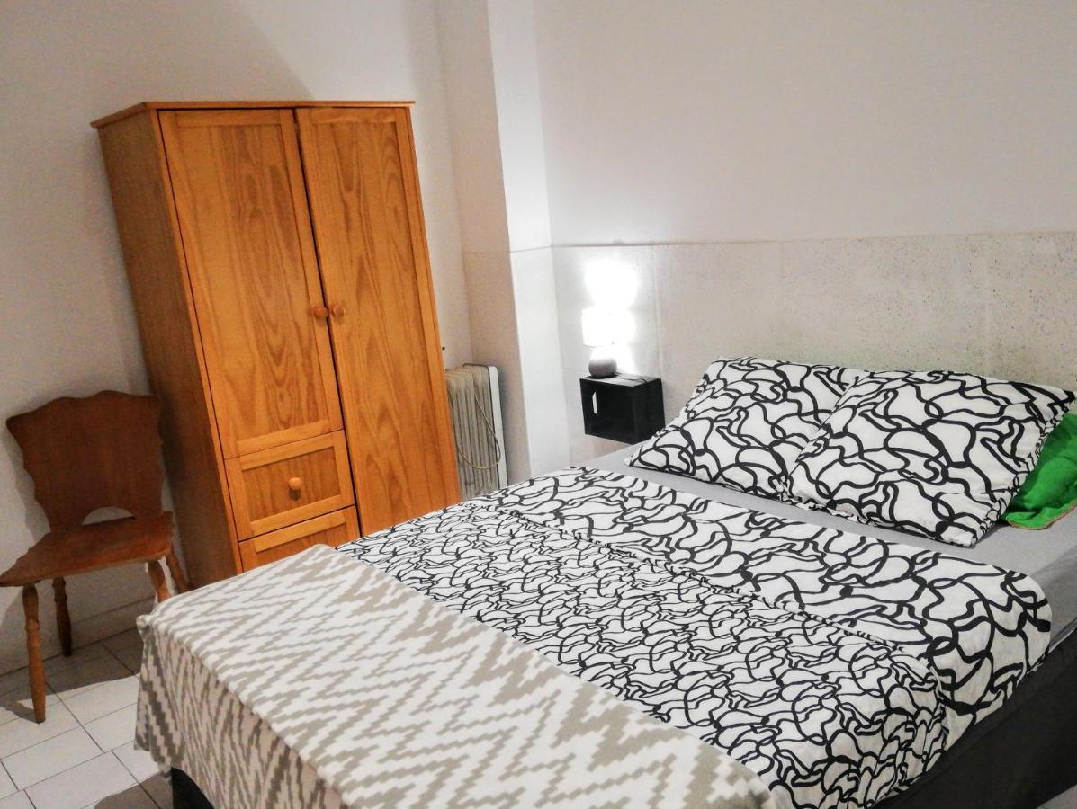 Charmant Appartement En Centre-Ville Medieval Gigean Екстер'єр фото