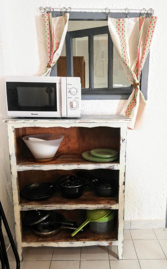Charmant Appartement En Centre-Ville Medieval Gigean Екстер'єр фото